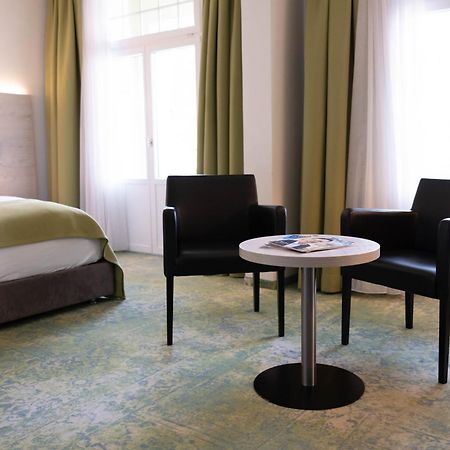 Hotel Restaurant Bellevue Au Lac Thun Dış mekan fotoğraf