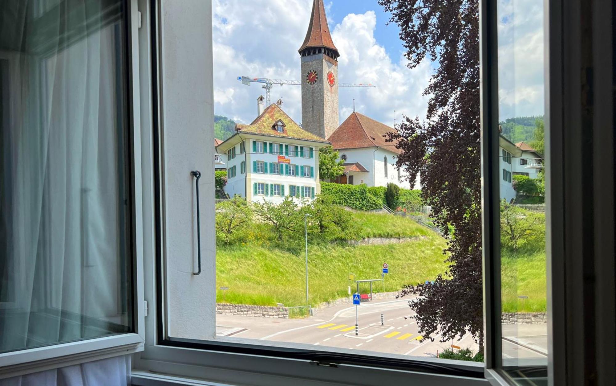 Hotel Restaurant Bellevue Au Lac Thun Oda fotoğraf