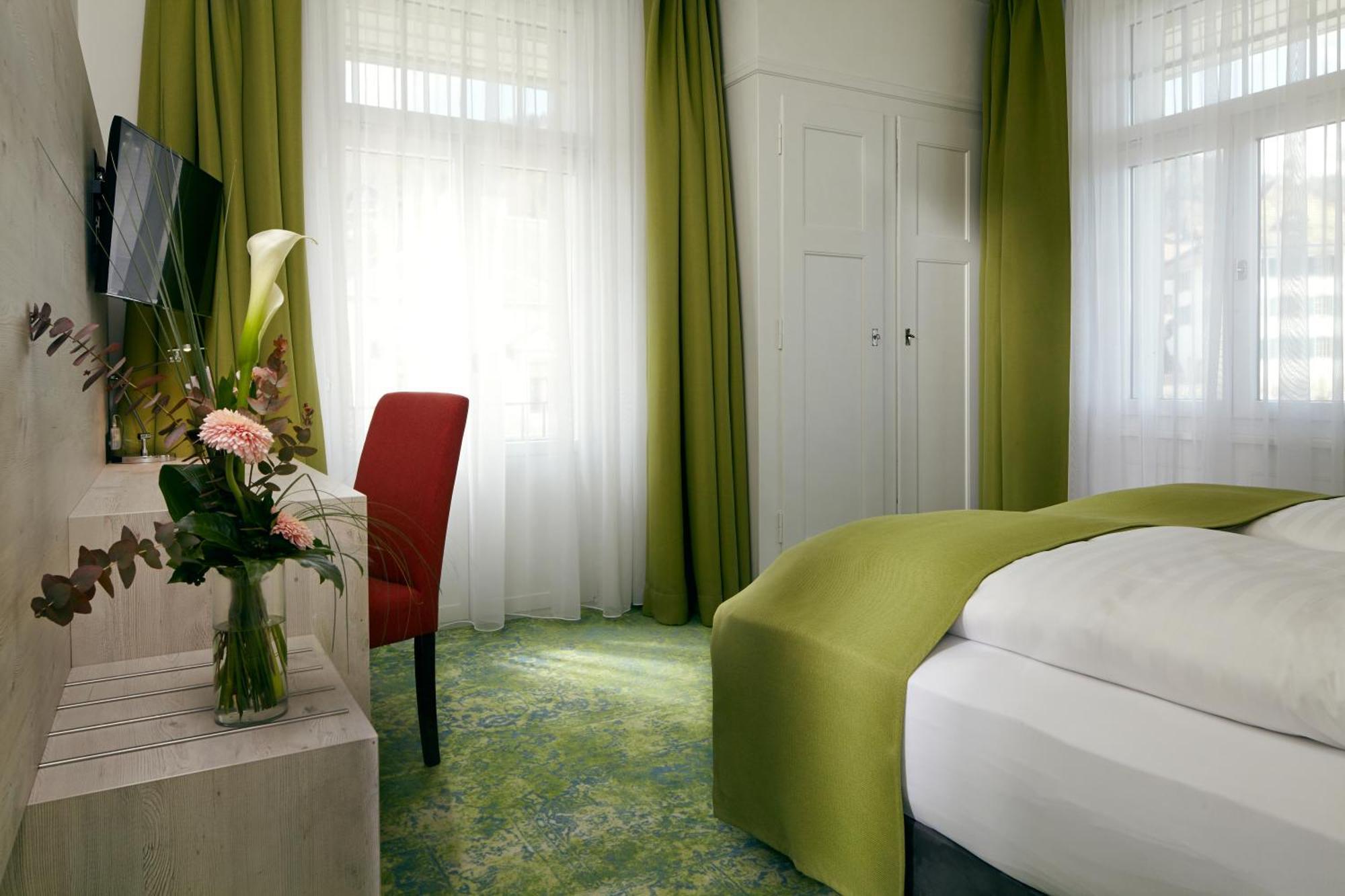 Hotel Restaurant Bellevue Au Lac Thun Dış mekan fotoğraf