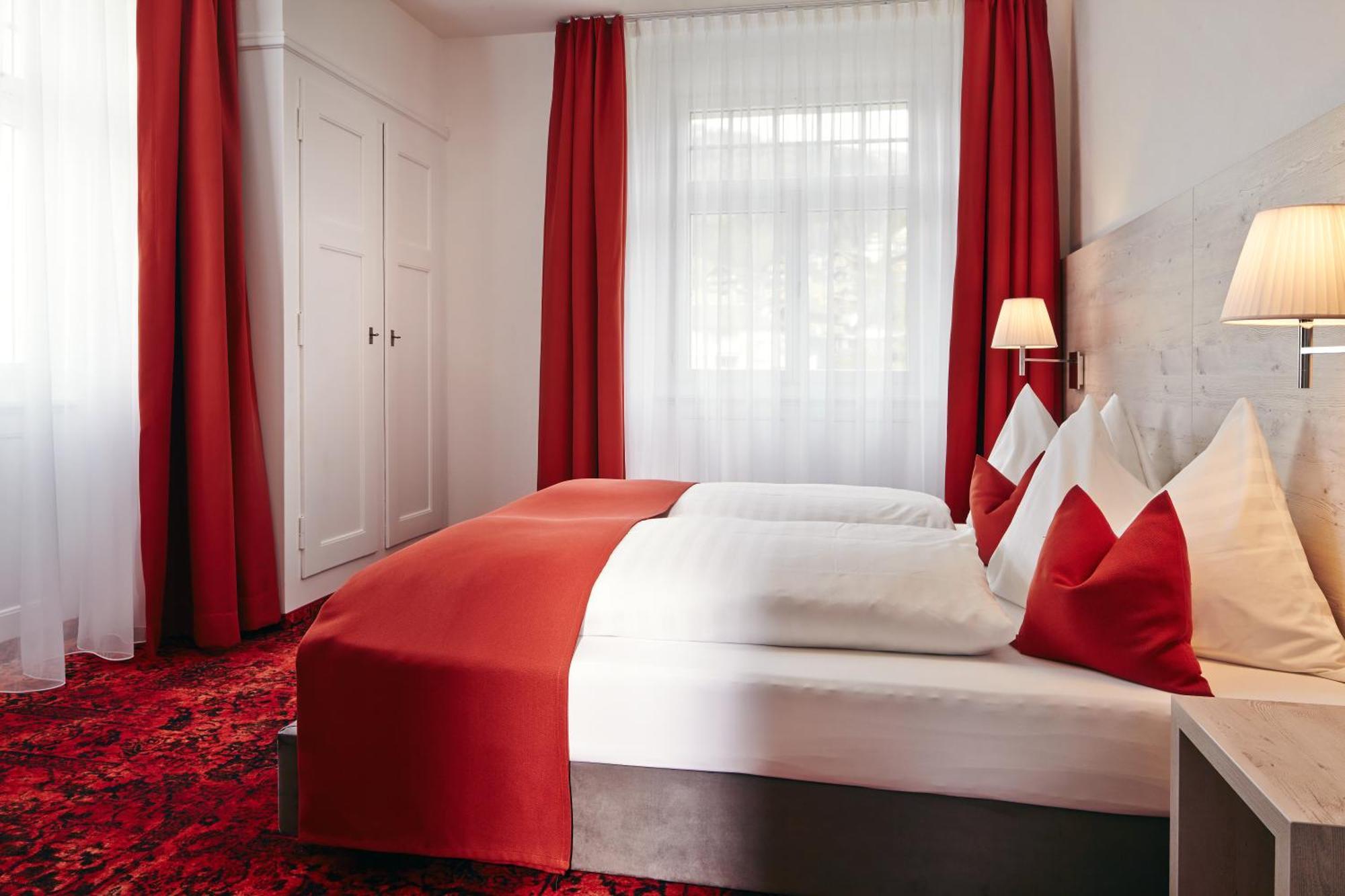 Hotel Restaurant Bellevue Au Lac Thun Dış mekan fotoğraf